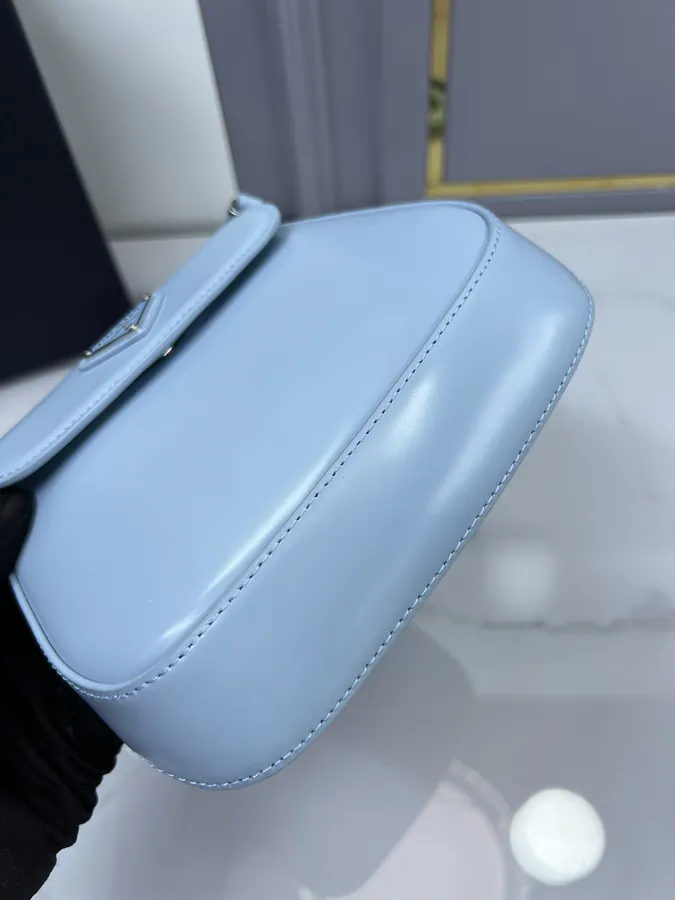 Cleo Mini Flip Cover 1BH188