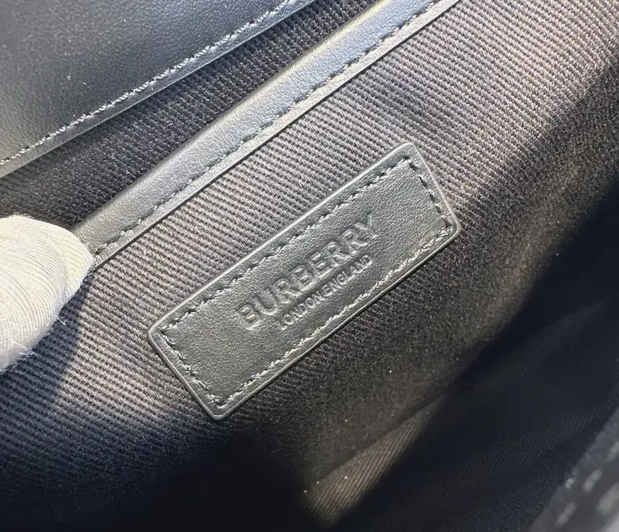 P700❤️ B Brand Original Postal Bag with Semi Handmade Calfskin