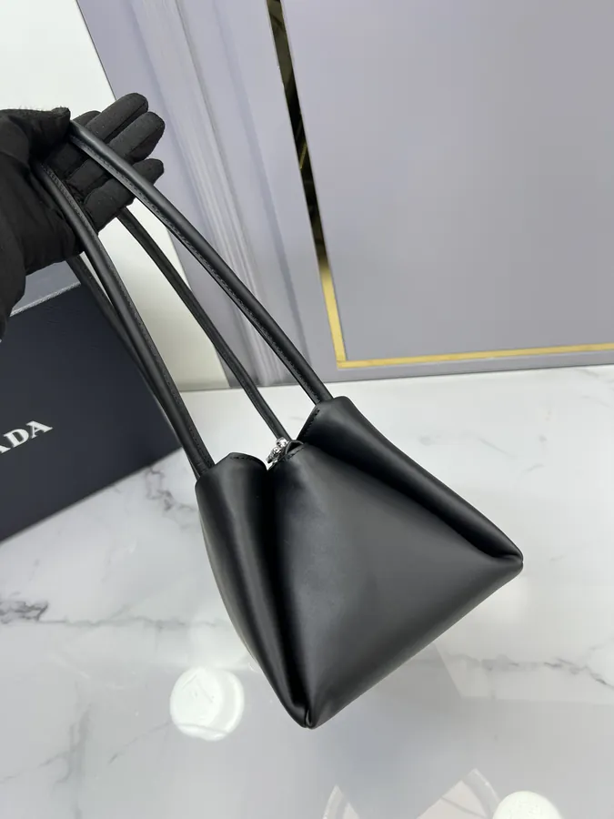 P720 FW23 Fashion Shoulder Crossbody Bag 1BA368 Black