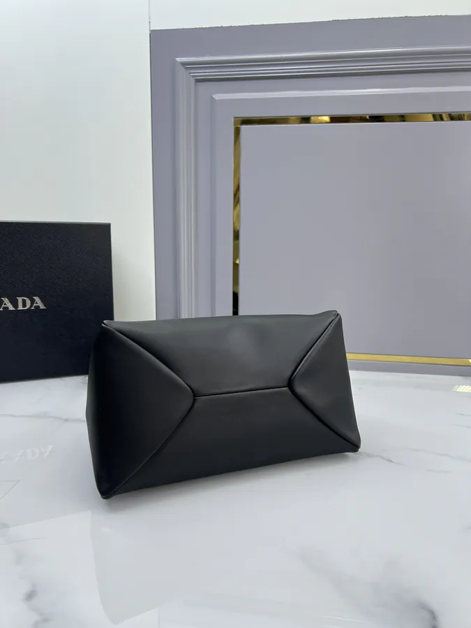 P720 FW23 Fashion Shoulder Crossbody Bag 1BA368 Black