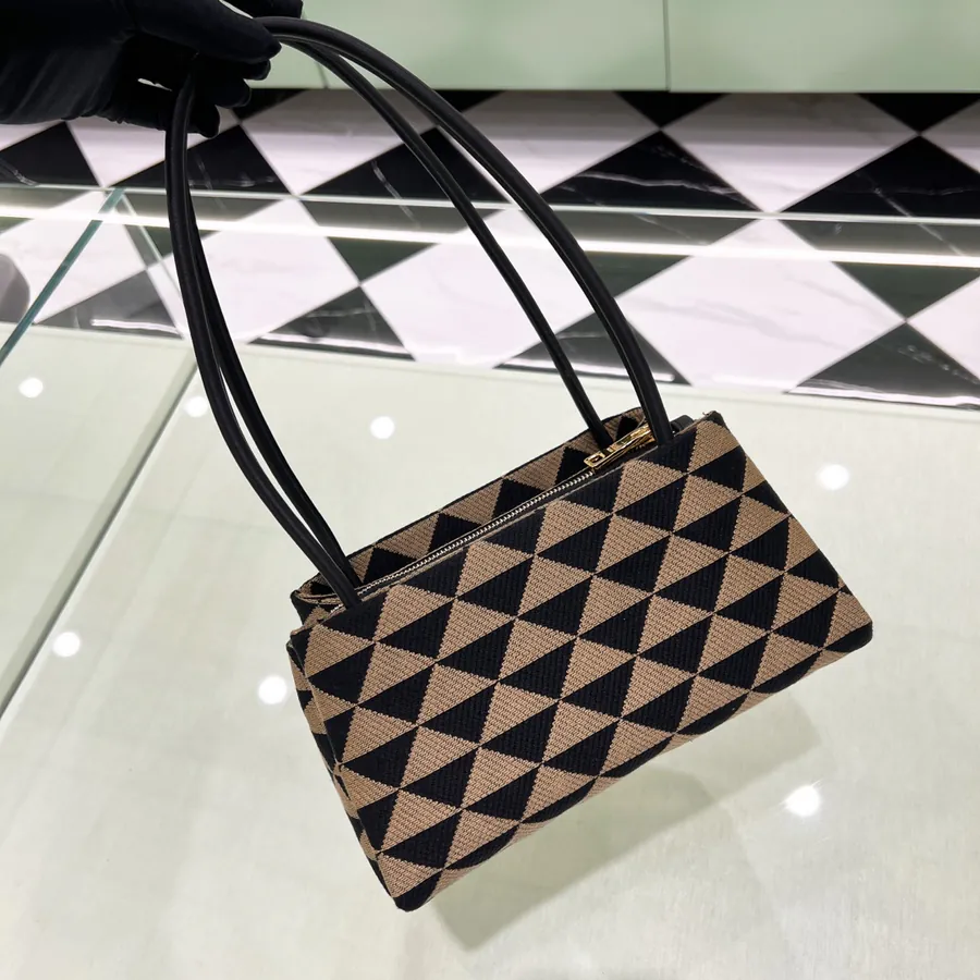 P720 Latest FW22 Fashion Shoulder Crossbody Bag 1BA368