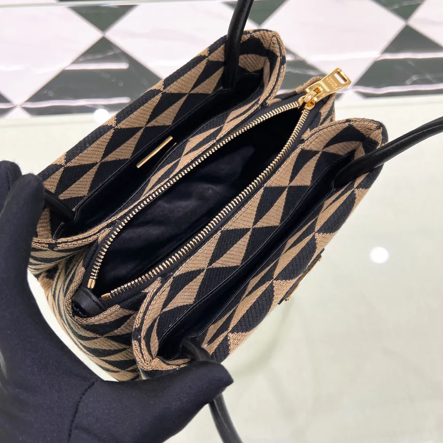 P720 Latest FW22 Fashion Shoulder Crossbody Bag 1BA368