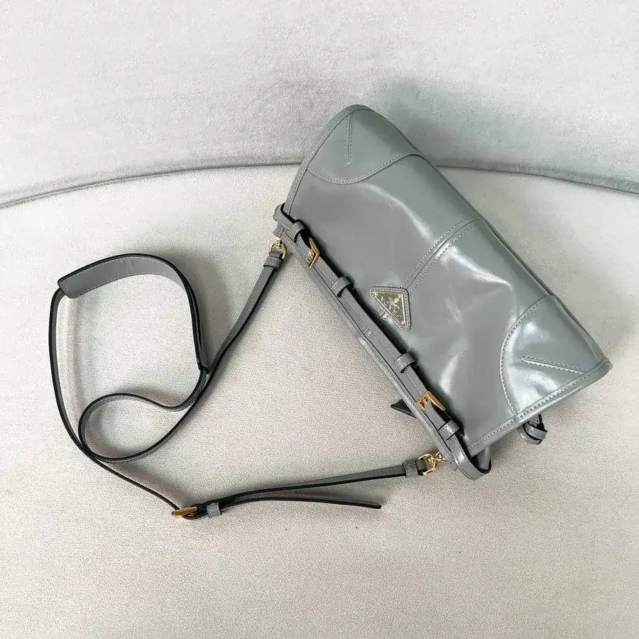 Lussolf Oil Tanned Leather Crossbody Bag