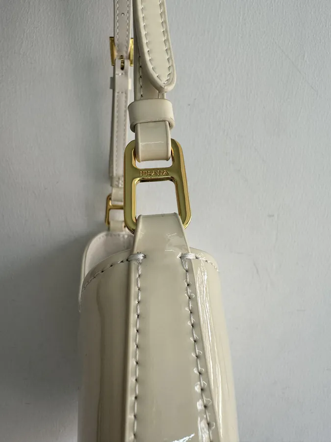 Cheo Crossbody Bag with Adjustable Straps