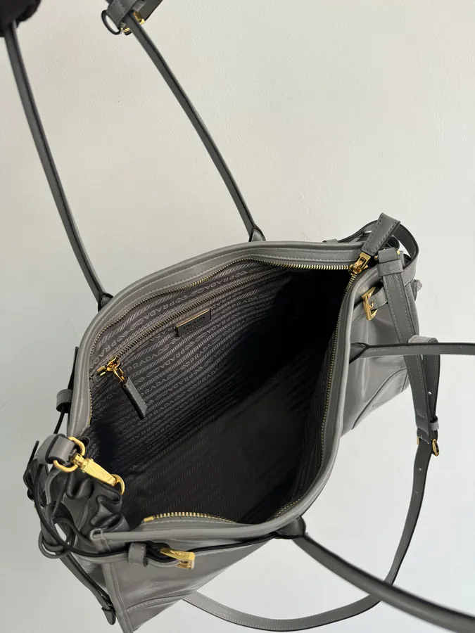 Lussolf Oil Tanned Leather Large Tote