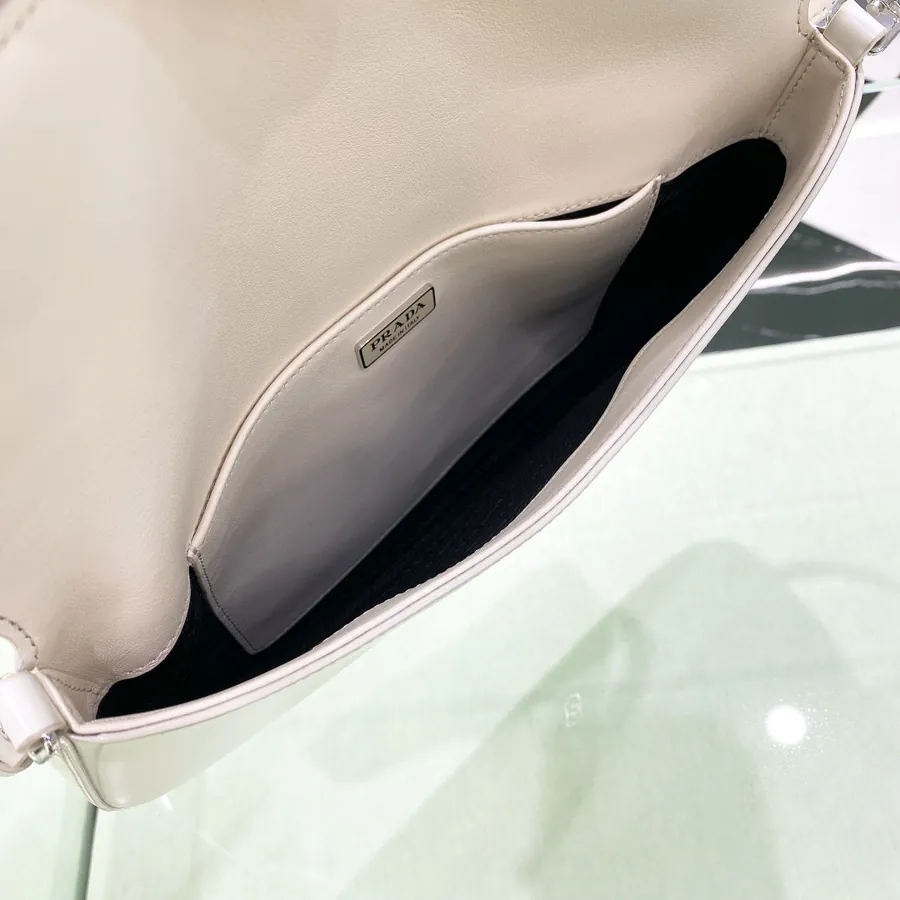 P600 New Cleo Grained Calfskin Clutch Crossbody Bag Large