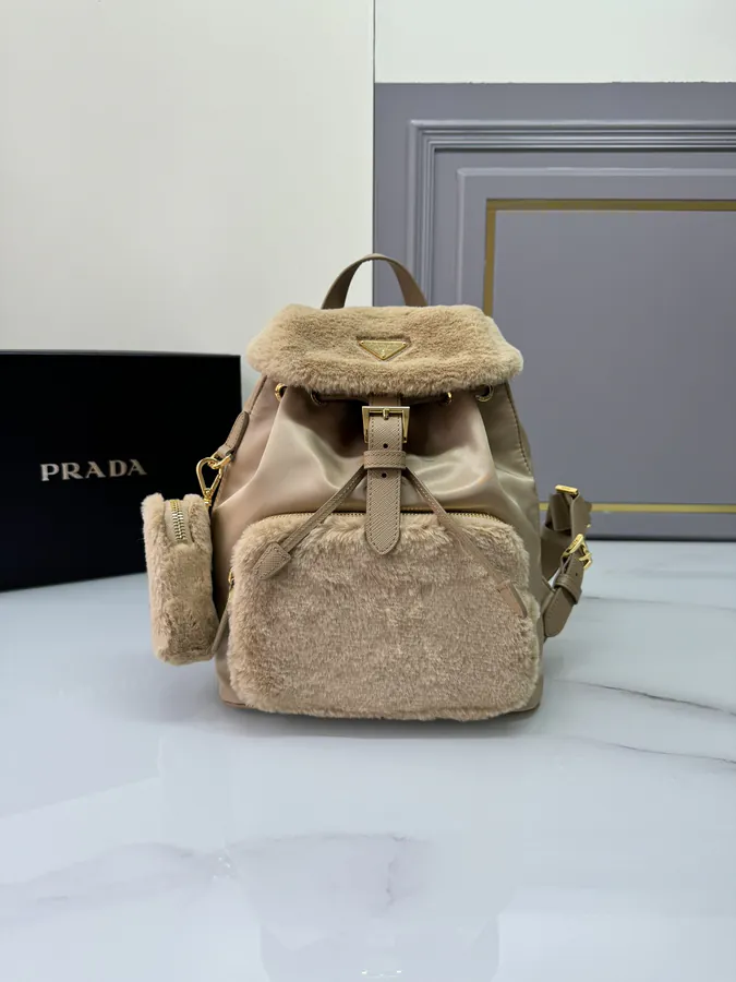 P700 New Wool Backpack