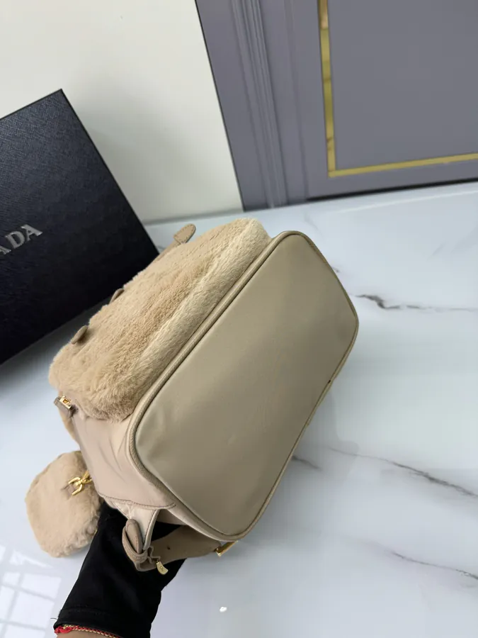 P700 New Wool Backpack