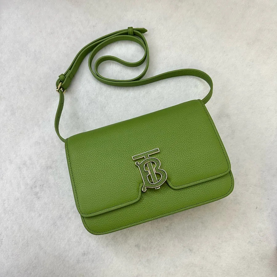 P550 Premium Original B Bag in Italian Tanned Grained Leather