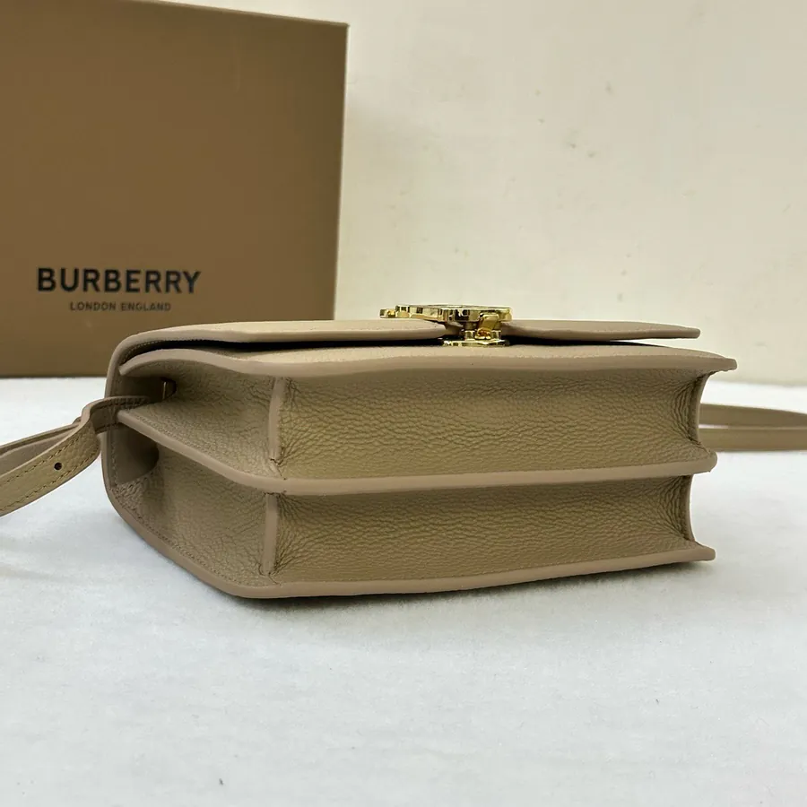 550 Premium Original B Bag in Italian Grained Leather with TB Exclusive Lock Closure