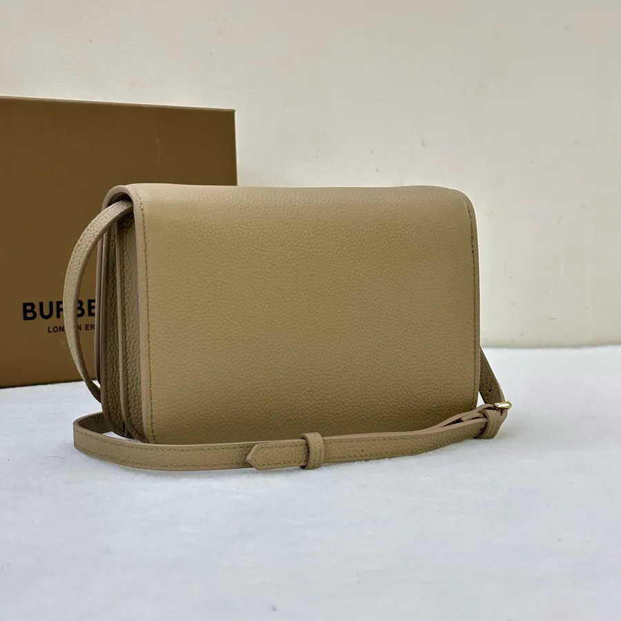 550 Premium Original B Bag in Italian Grained Leather with TB Exclusive Lock Closure