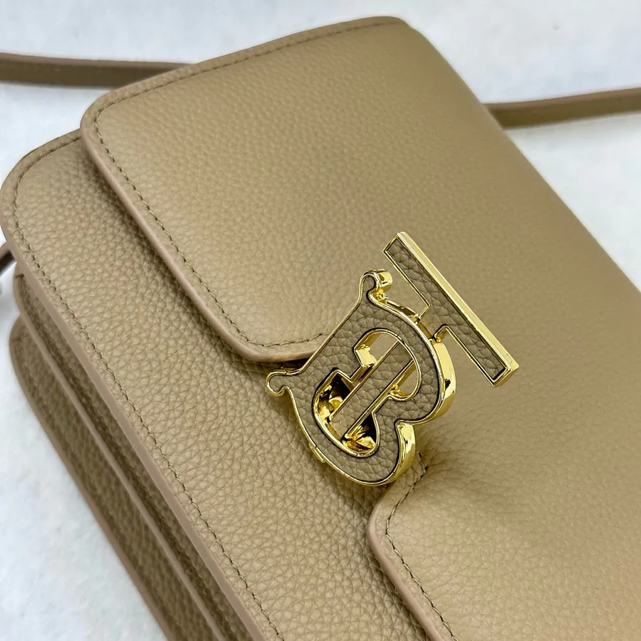 550 Premium Original B Bag in Italian Grained Leather with TB Exclusive Lock Closure