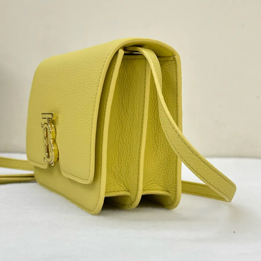 P550 Premium Original B Bag in Italian Tanned Grained Leather