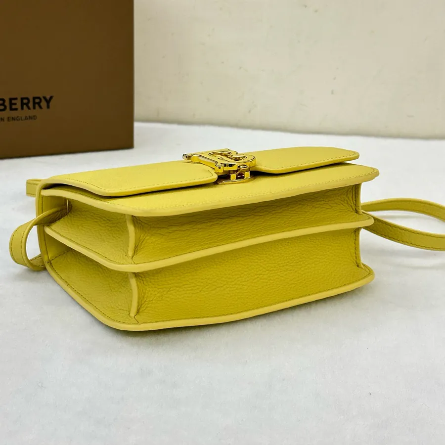 P550 Premium Original B Bag in Italian Tanned Grained Leather
