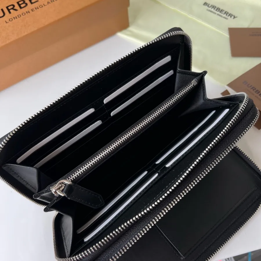 320 London Check Double Zip Handbag