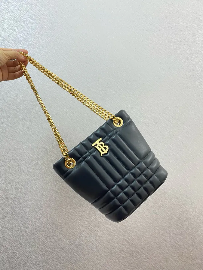 P450 B House Embroidered Runway Lola – Ronar Bag
