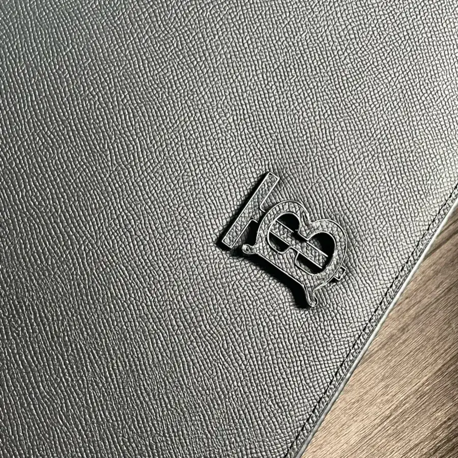 Thomas Burberry 550 B家全皮信使包