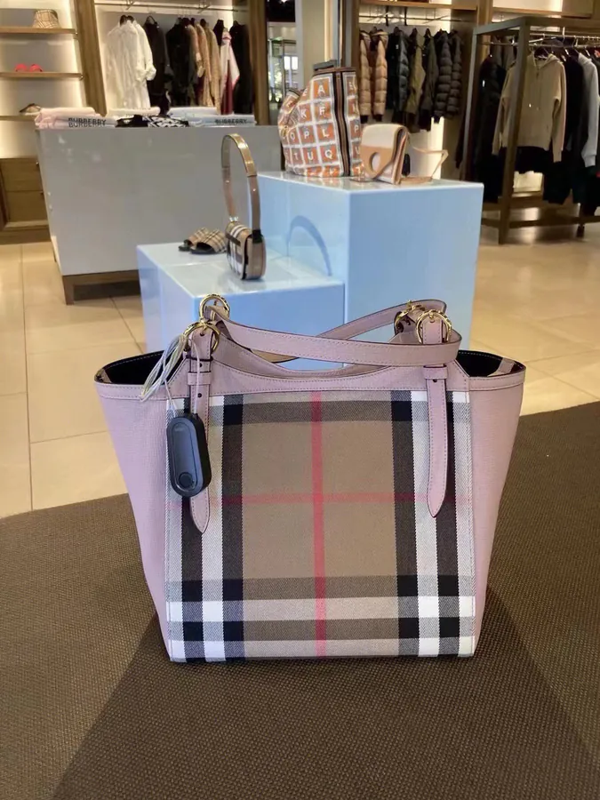 Bur New Grid Bucket Bag