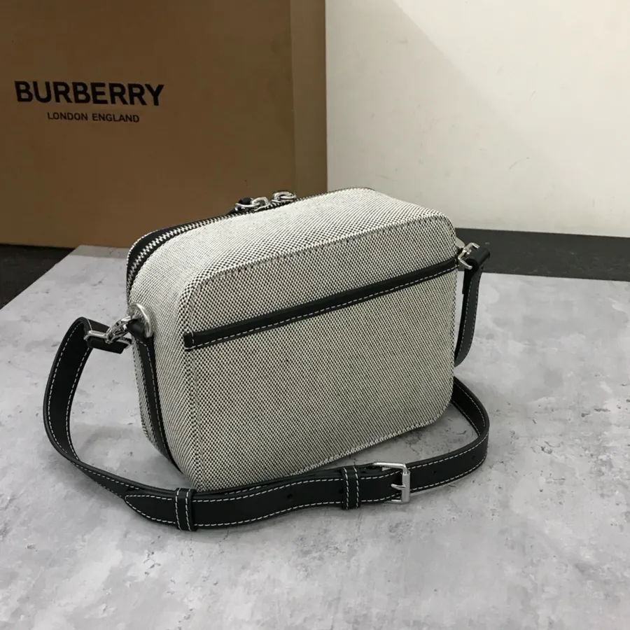 Horseferry Print Crossbody Bag Elegant and Detailed Design