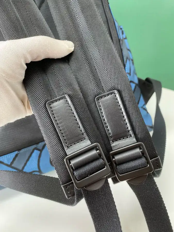 B 550 Backpack by Thomas Burberry