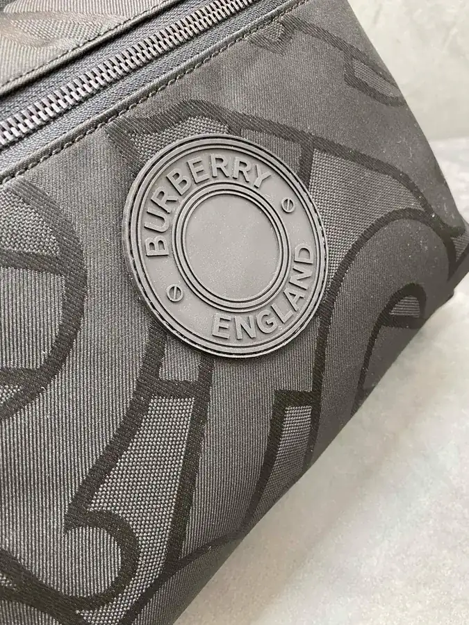 Thomas Burberry Double Shoulder Bag