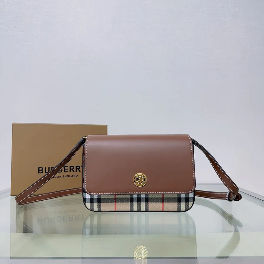 500 Bur Mini Crossbody Bag Stylish and Practical