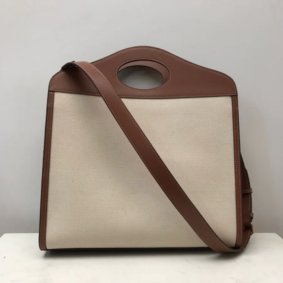 B House 630 Large Pocket Bag