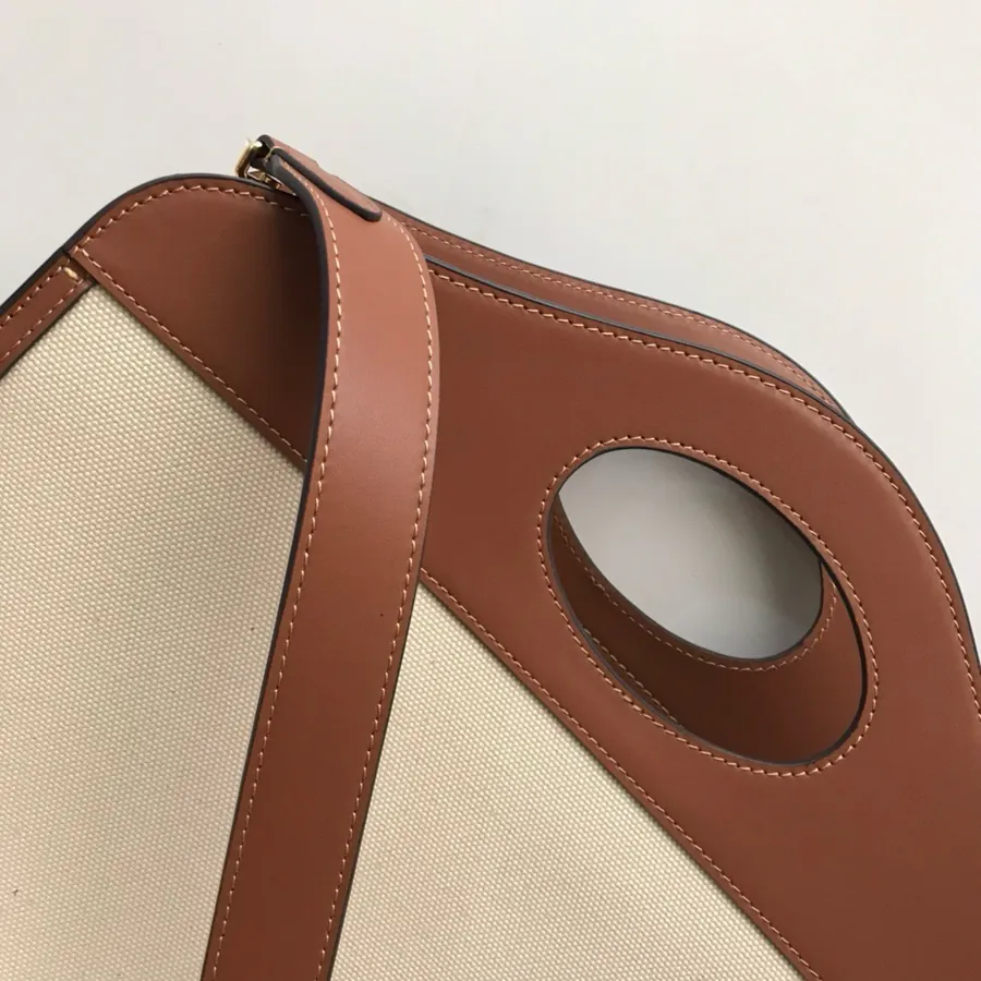 B House 630 Large Pocket Bag