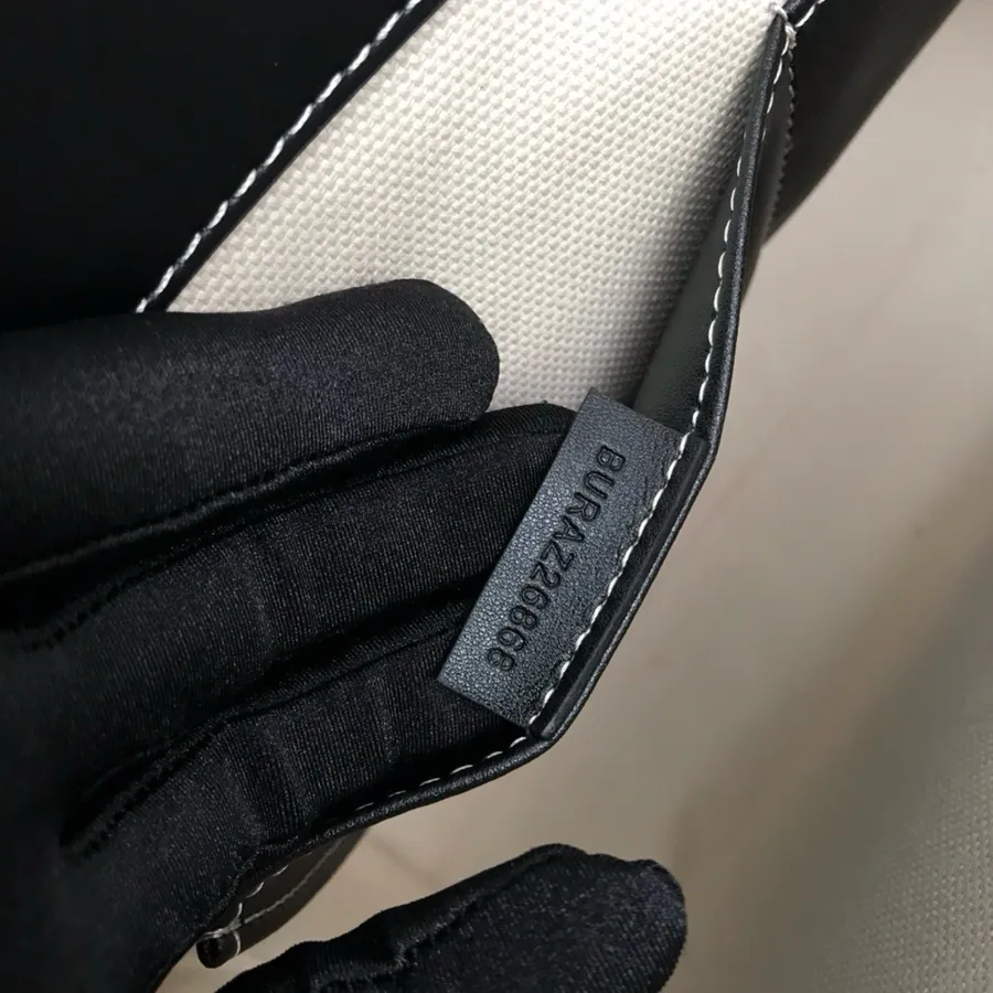 630 B Family Large Pocket Bag