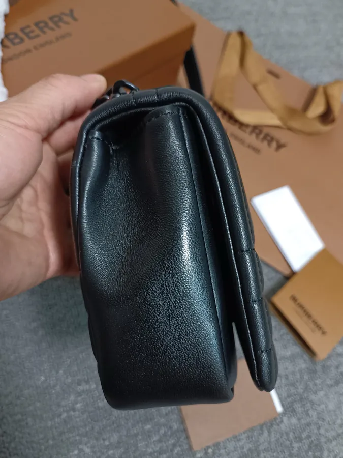 Burberry Lola – 萝纳包