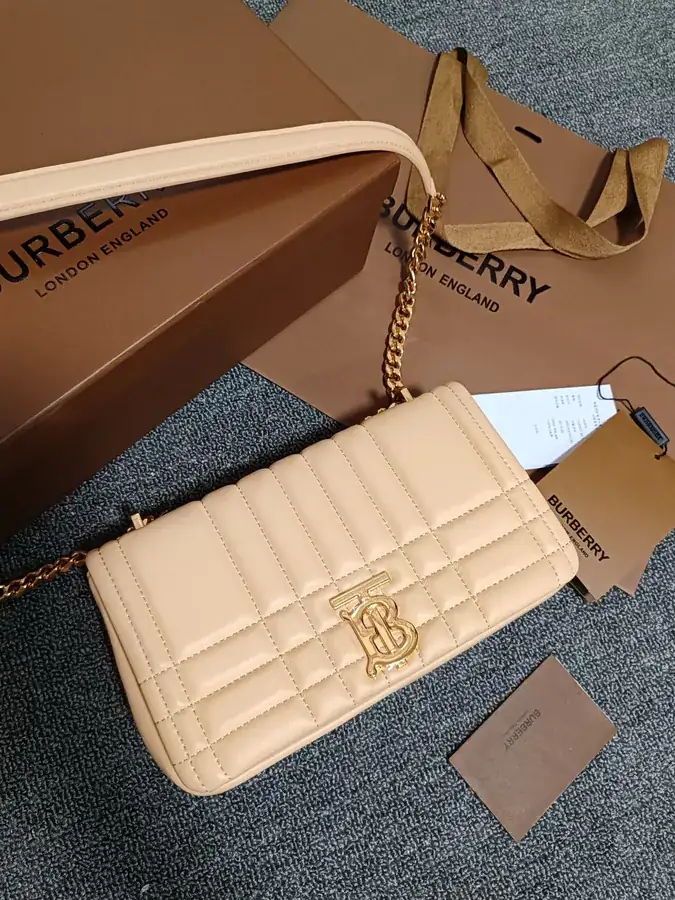 Burberry Lola – 萝纳包