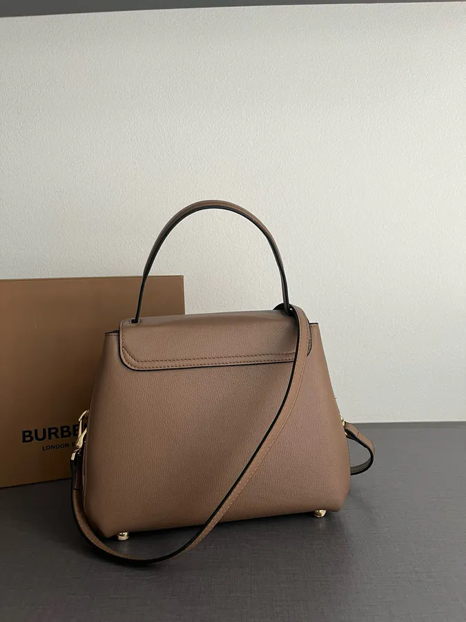 600 B Classic Style Tote Bag