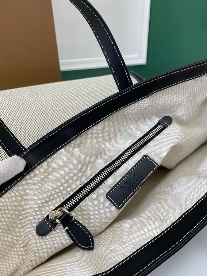 B House 550 New Tote Bag