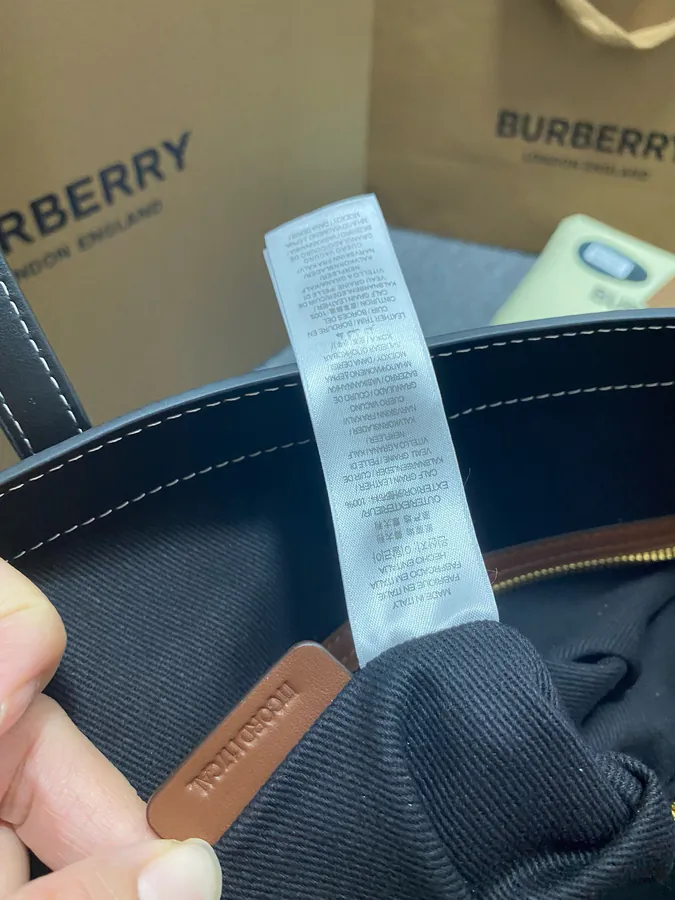 Thomas Burberry New Tote Bag