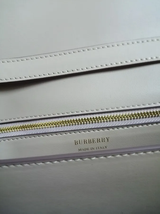 Thomas Burberry TB Exclusive Identifier Lock Bag Medium