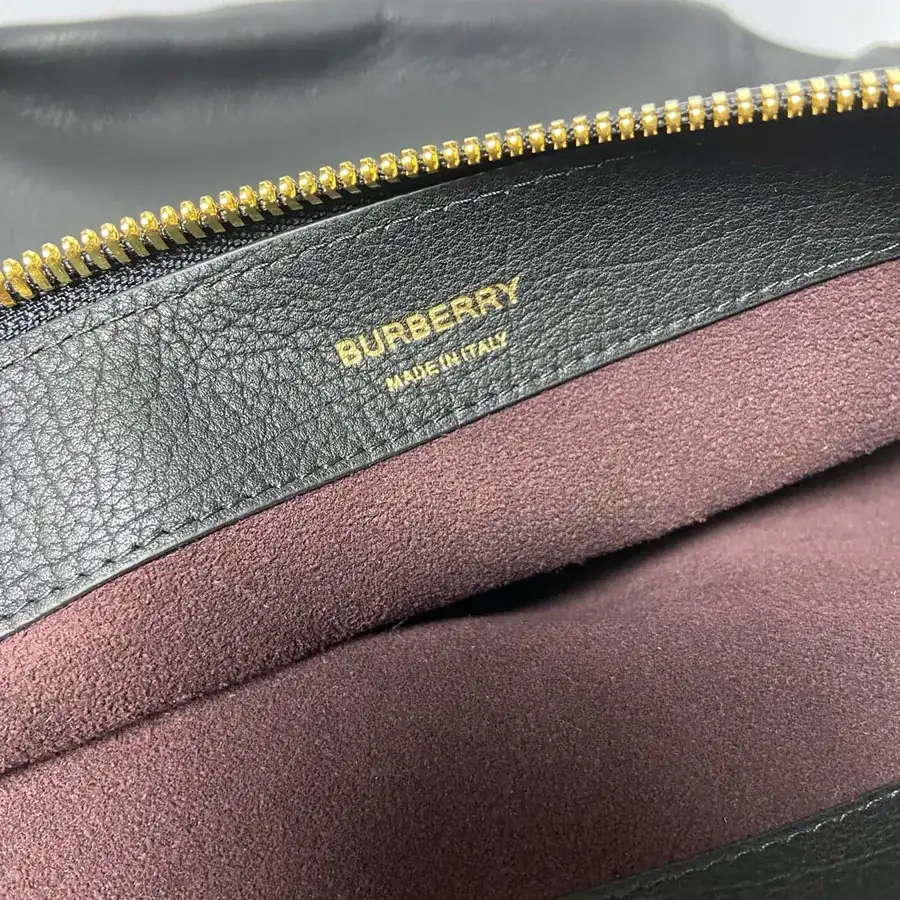 B House Knight Knight Bag Medium Size
