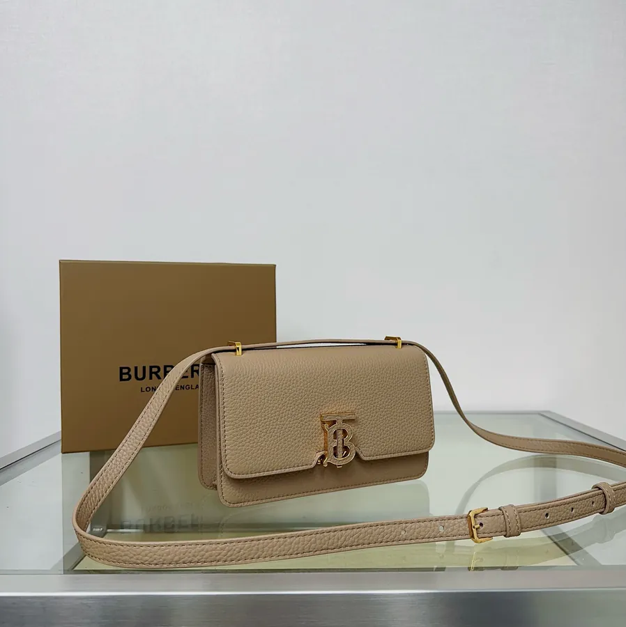 B House 630 Exclusive Lock Clasp Bag