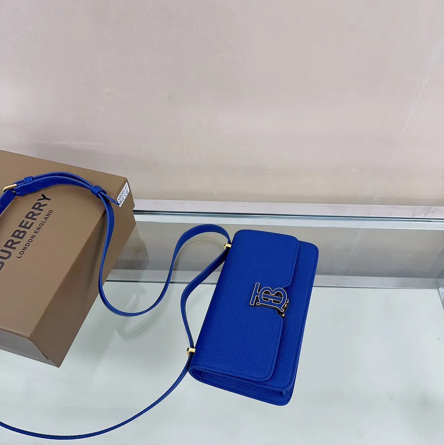 B House Latest Exclusive Logo Lock Bag