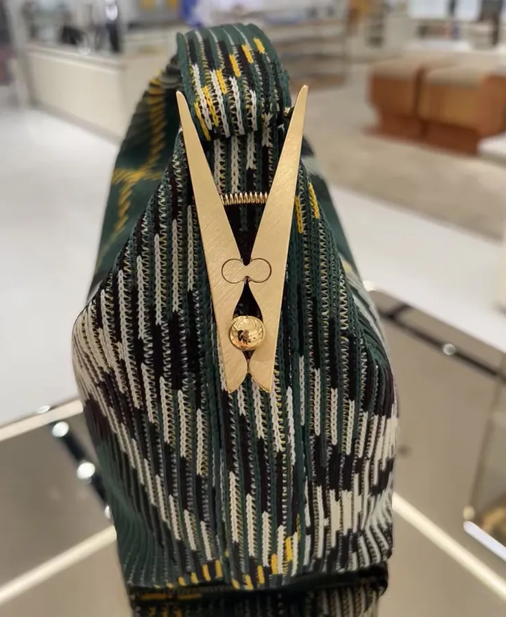 B House New Peg Ivy Green Bucket Bag
