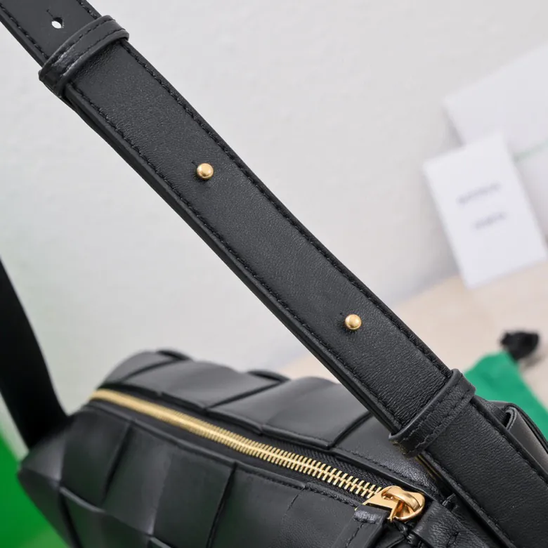 B Home New Arrival BRICK CASSETTE Underarm Bag