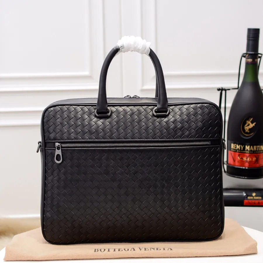 BOTTEA VENETA Bucket Bag