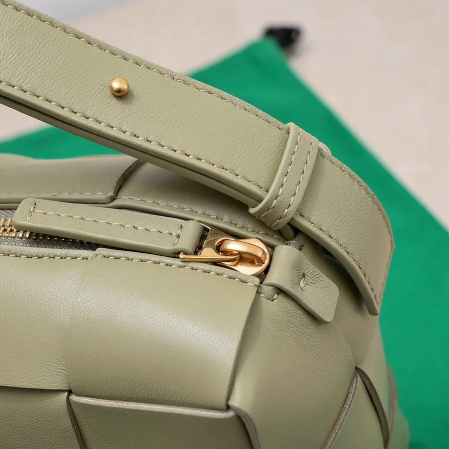 B Home New Arrival! BRICK CASSETTE Underarm Bag