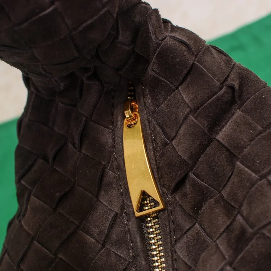 JODIE Bucket Bag in Grained Calfskin