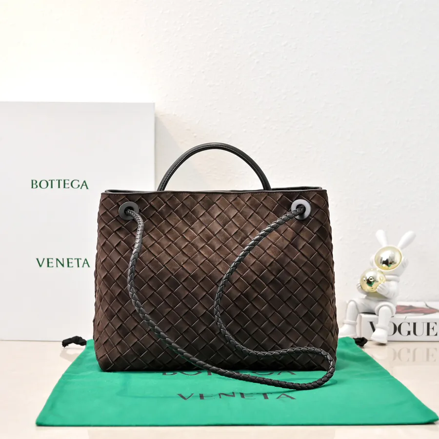 Bottega Veneta Andiamo Bucket Bag