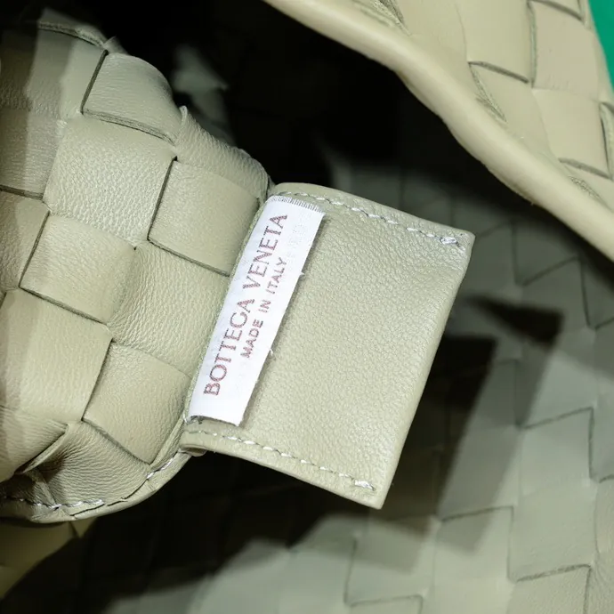 Bottega Veneta Sardine Large
