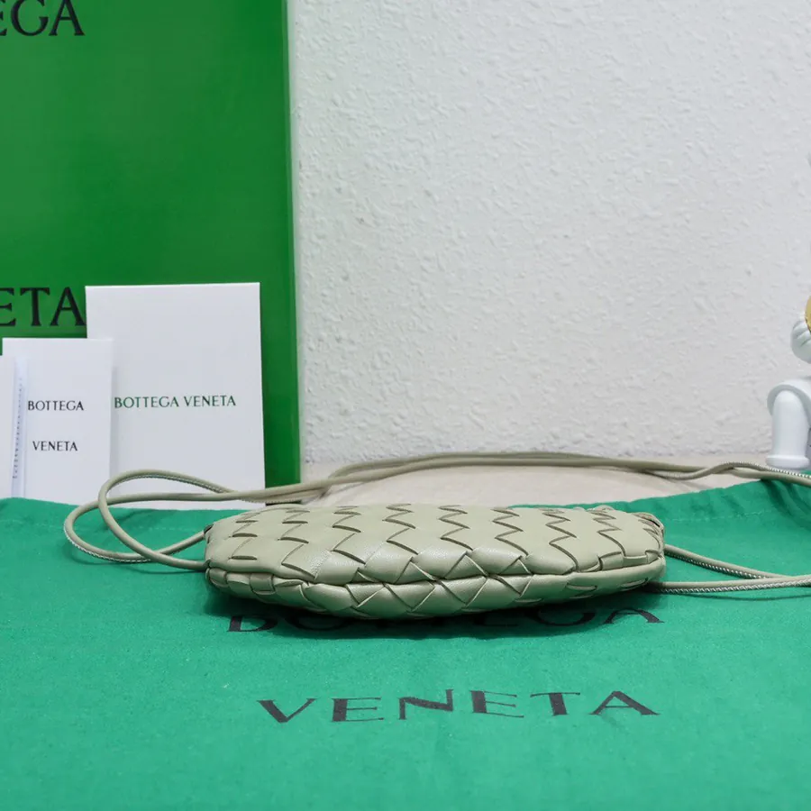 BV Mini Sardine Elegant and Artistic Bucket Bag