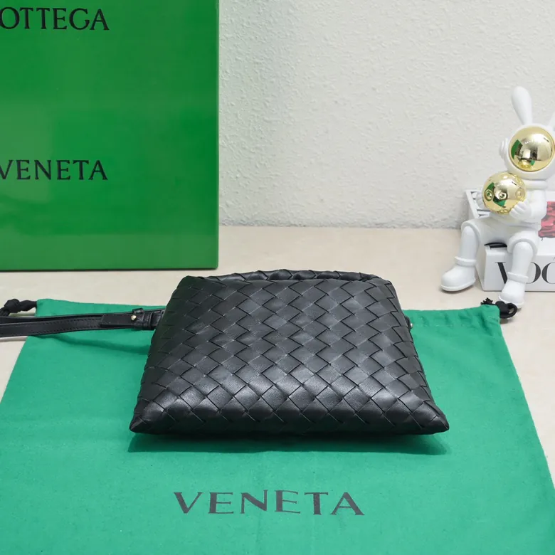 BV 24 Mini Hop Bag Elegant and Versatile