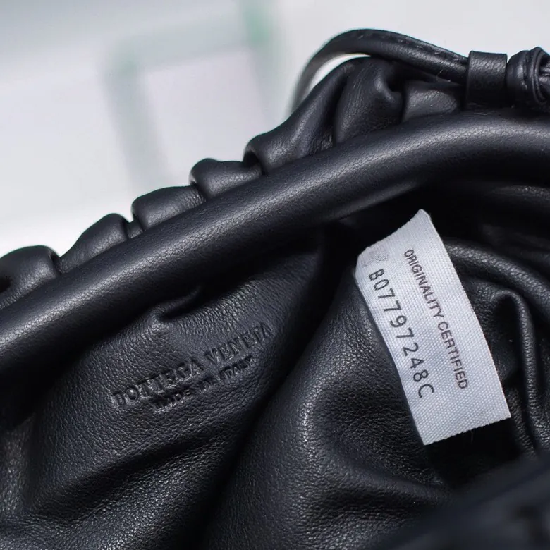 Bottega Veneta Pouch Pouch Small