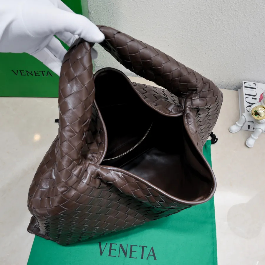 New Large HOP Bag by Bv, Grained Calfskin and Leather Handle