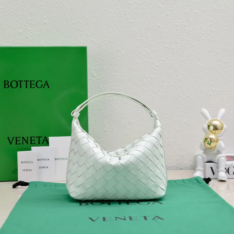 Bottega Veneta Intrecciato Lunch Tote Mini Size